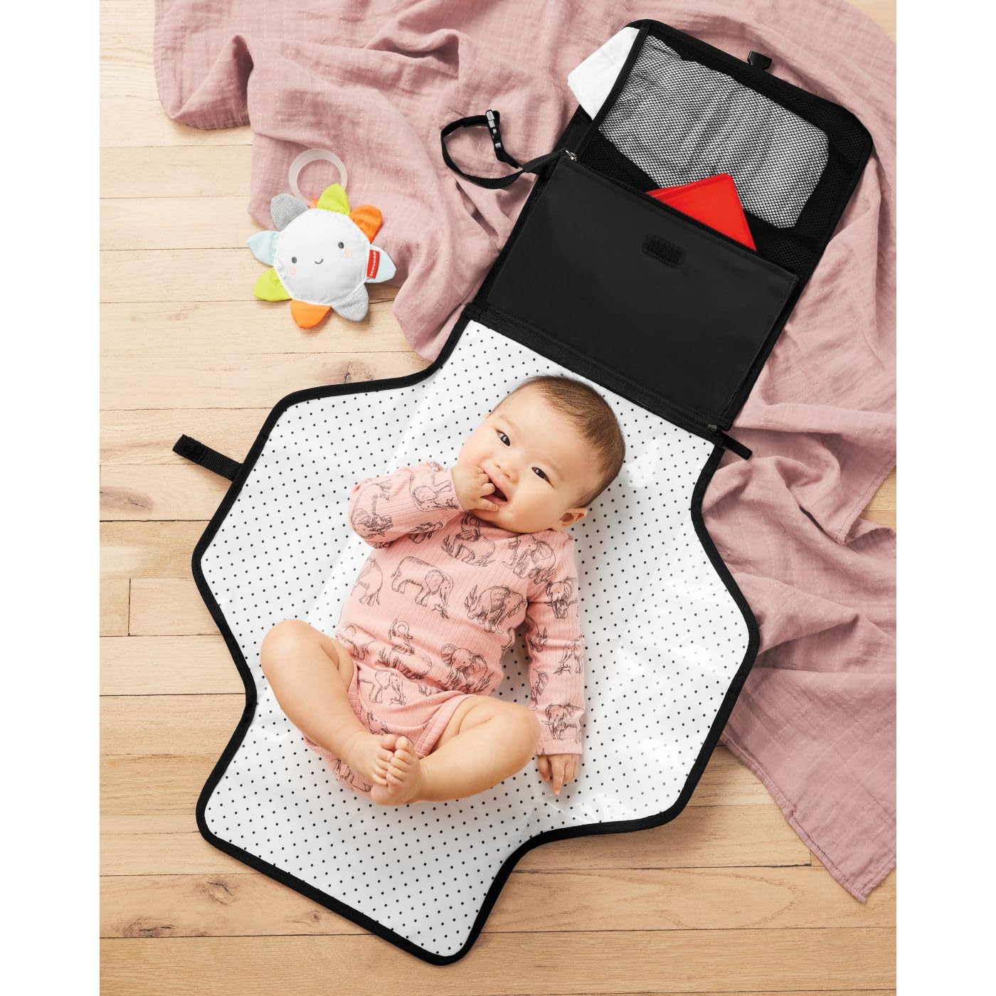 Skip Hop Portable Baby Changing Pad, Pronto, Black & White Stripe