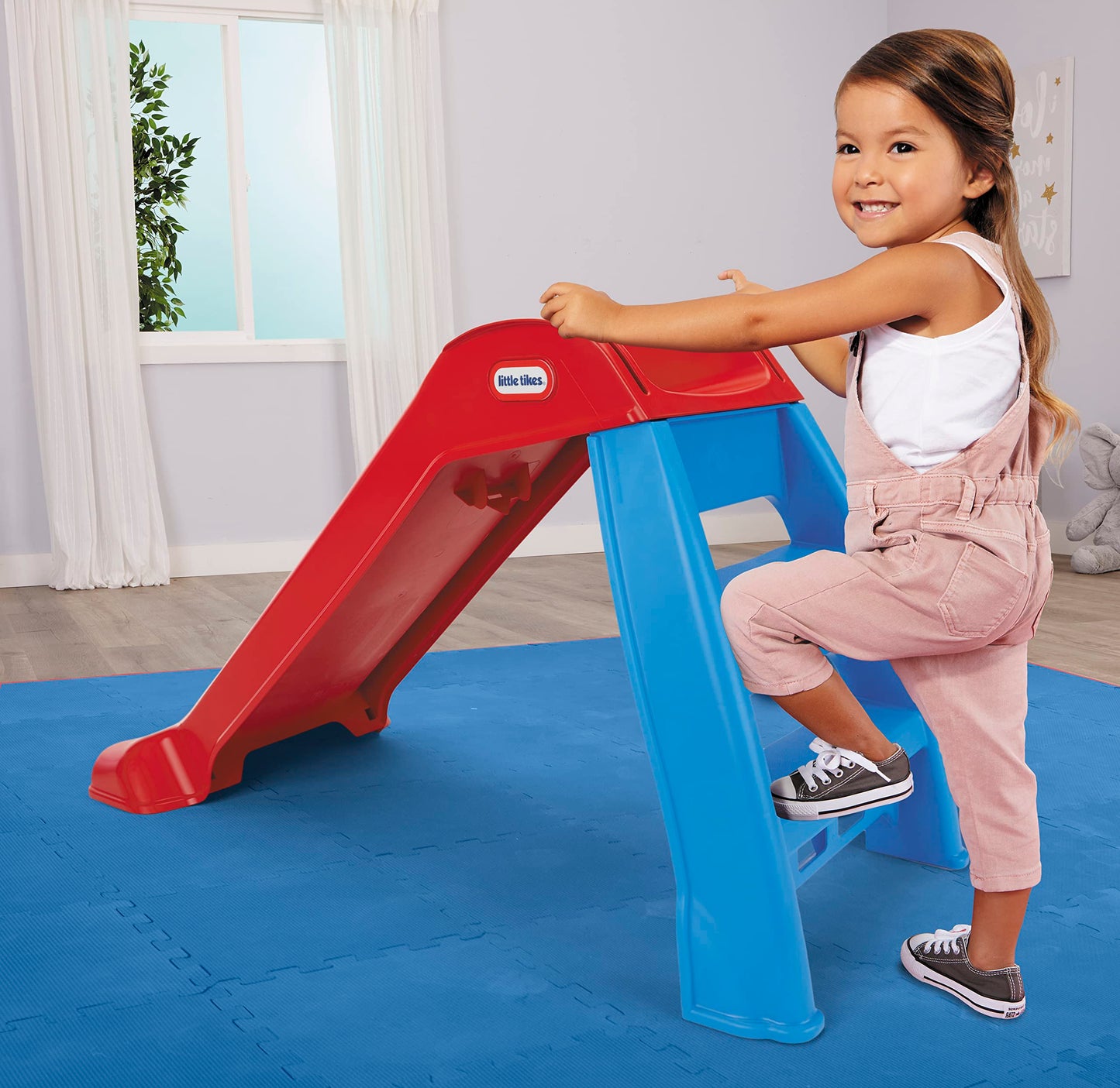 Little Tikes First Slip And Slide, Easy Set Up Playset for Indoor Outdoor Backyard, Easy to Store, Safe Toy for Toddler,Kids (Red/Blue), 39.00''L x 18.00''W x 23.00''H