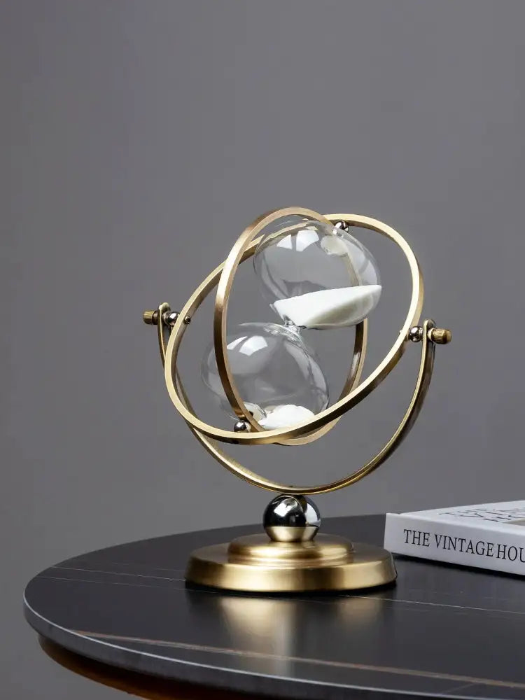 Scandinavian Earth-inspired hourglass.