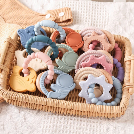 1Pc Baby Silicone Ring Teether Toys BPA Free Silicone Bracelet Rabbit Teething Toys Wooden Ring Nursing Tooth for Newborn Gift