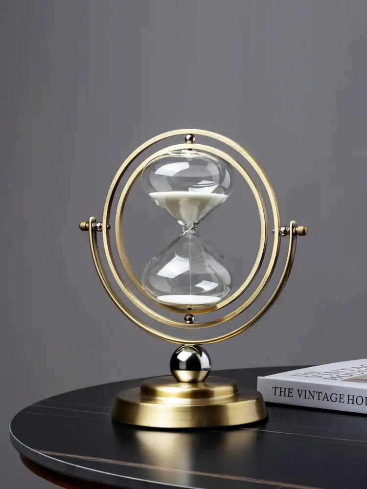 Scandinavian Earth-inspired hourglass.